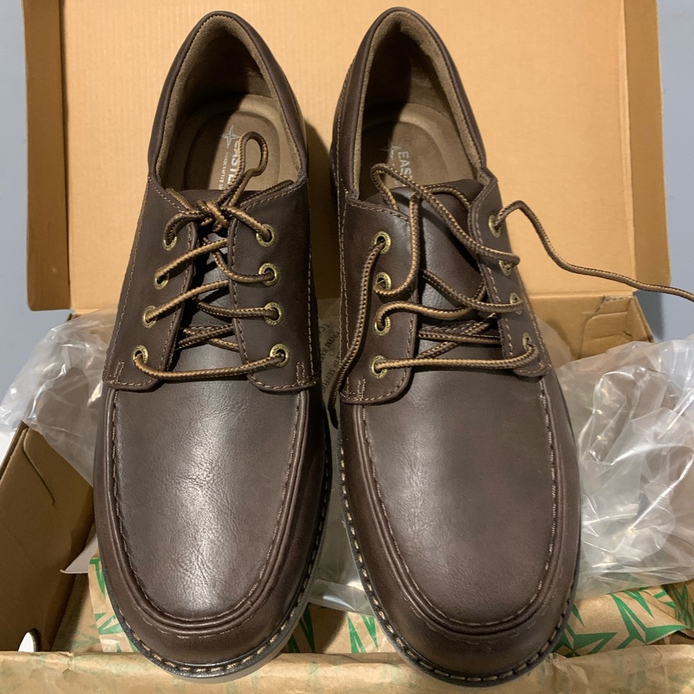 Men’s 11 EASTLAND JED  brown New with Box